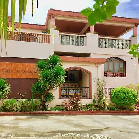 Casa La Granja Hotel Iloilo City Ngoại thất bức ảnh
