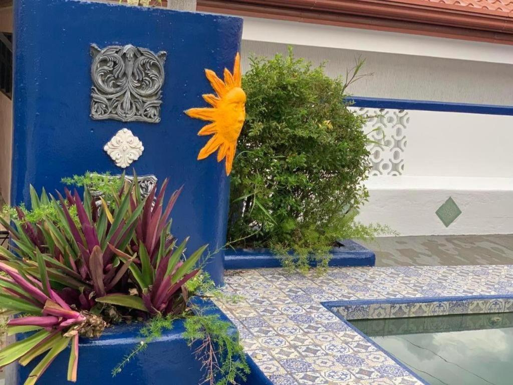 Casa La Granja Hotel Iloilo City Ngoại thất bức ảnh