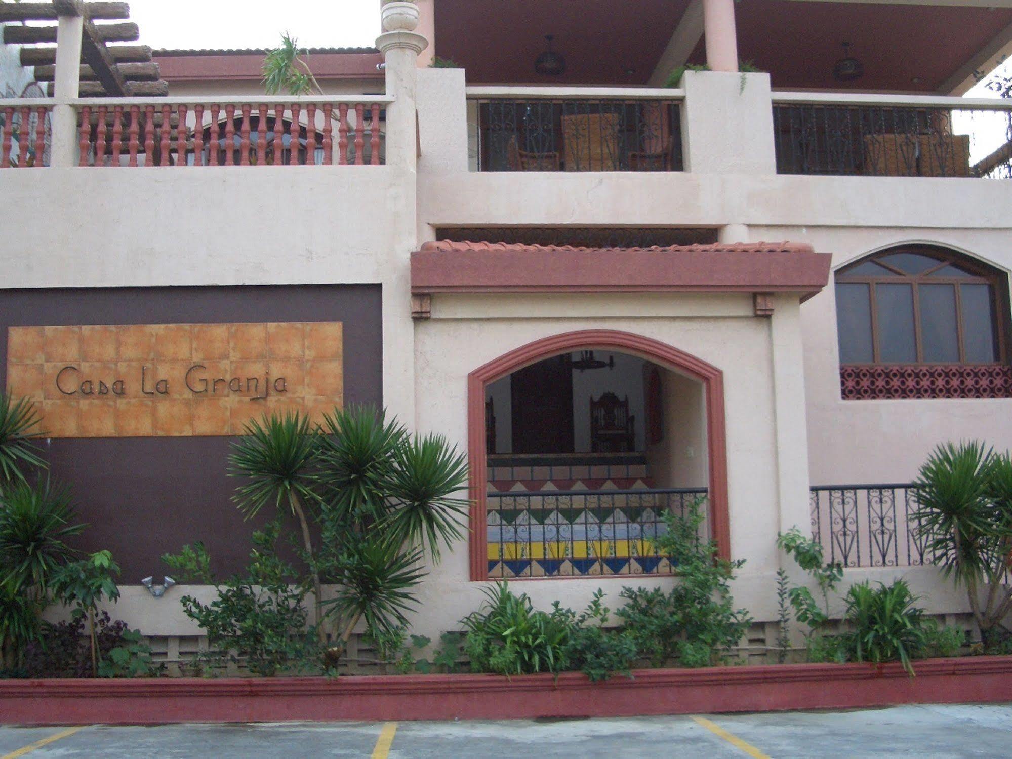 Casa La Granja Hotel Iloilo City Ngoại thất bức ảnh